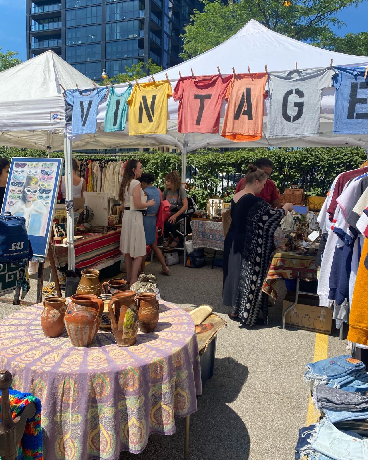 Chicago Randolph Street Market (Photo by Candace Jordan)
